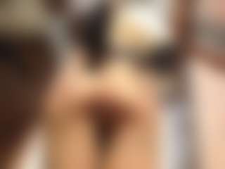 sassyt33n's Live Sex Cam Show
