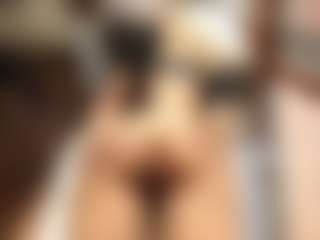 sassyt33n's Live Sex Cam Show