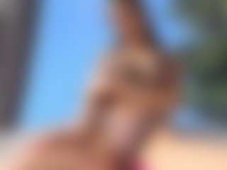 sassyt33n's Live Sex Cam Show