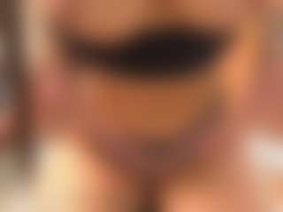 sassyt33n's Live Sex Cam Show