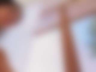 Pokaz na żywo z sassyt33n - Athletic Brown Eyes na Camsoda