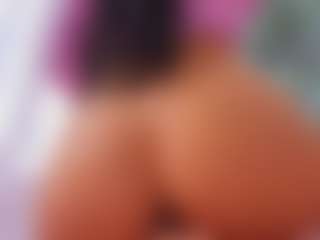 Sassyt33n's Live Sex Cam Show
