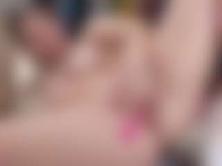 Live cam show with HayleeX - Foot Fetish on Sweet Sext