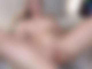 Live cam show with HayleeX - Squirt on instabang