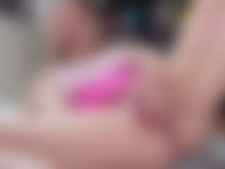 Live cam show with HayleeX - Anal on realtime-chat