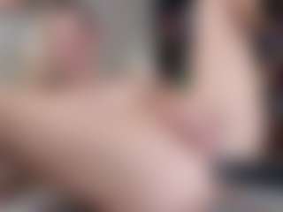 Live cam show with HayleeX - American Petite on Fit Hotties | united states