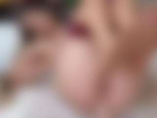 Live cam show with HayleeX - Dildo Or Vibrator on Mixed Magazine Live