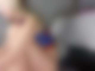 Live cam show with HayleeX - Amateur on Big Tits