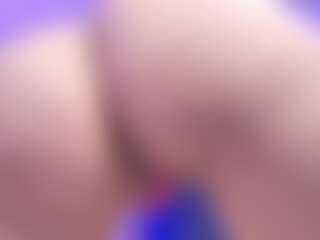 Live cam show with kendraharper - Curvy on Nude Live Now