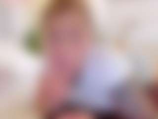 Live cam show with S A R A H. FX - BBW on Stripli.com