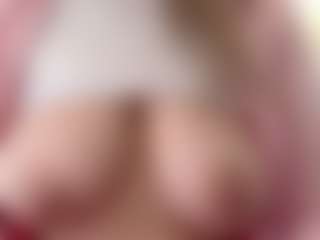 S A R A H. FX's Live Sex Cam Show