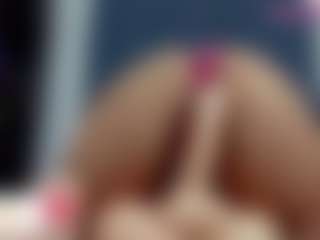 Live cam show with jessica_morgan - Gagging on SinfulBabes