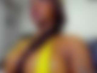 Live cam show with idaarasmith - Bedroom on StripNow