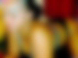 Live cam show with GeeTox - Brown Hair on Gym Cam Girls