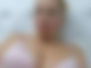 Mikagray's Live Sex Cam Show