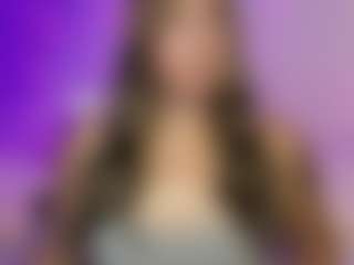 Live cam show with Kamryn Marie - Italian Young Adult on hotwifechat.live | united states