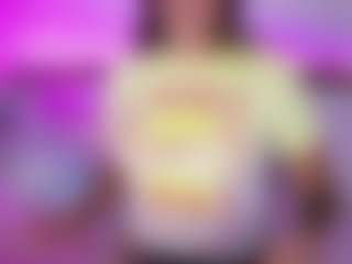 Live cam show with Kamryn Marie - Public Big Tits on CamClone