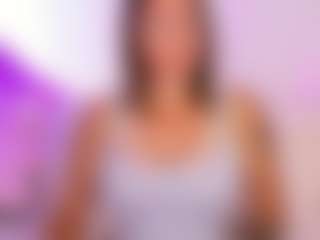 Live cam show with Kamryn Marie - Handjob on friskycurves.com