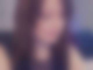 Live cam show with britneybarker - Brown Hair on TeamSkeetLive