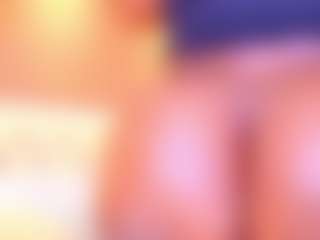 Live cam show with MAYRA PRESTON - Twerk Ebony on Dolls Live