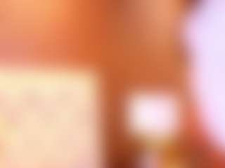 Live cam show with MAYRA PRESTON - Show on Camsoda