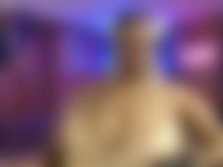 Qveen Purp's Live Sex Cam Show