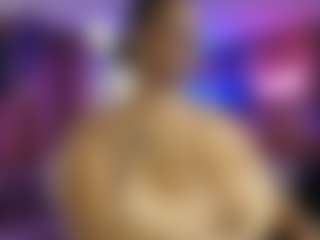 Qveen Purp's Live Sex Cam Show