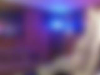 Qveen Purp's Live Sex Cam Show