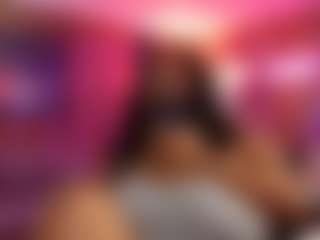 Qveen Purp's Live Sex Cam Show