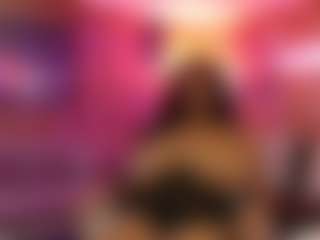 Qveen Purp's Live Sex Cam Show
