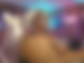 Live cam show with Qveen Purp - Full Nudity on Camsoda