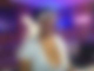 Live cam show with Qveen Purp - Big Ass on Camsoda