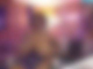Qveen Purp's Live Sex Cam Show