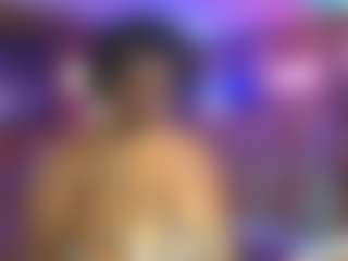 Live cam show with Qveen Purp - Squirt on intimatelivegirls.com