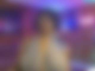 Live cam show with Qveen Purp - Big Tits Curvy on AdultVida.com