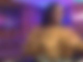 Live cam show with Qveen Purp - Big Ass Big Tits on Camsoda