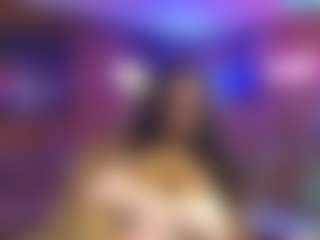 Qveen Purp's Live Sex Cam Show
