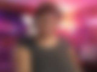 Live cam show with Qveen Purp - HD on intimatelivegirls.com