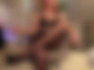 Lady Alexa Ra MILF webcam performer live streaming