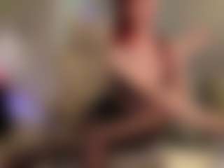 Live cam show with Lady Alexa Ra - Athletic on UwU Esports