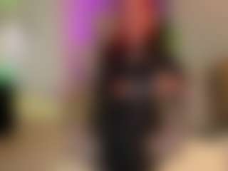 Lady Alexa Ra MILF webcam performer live streaming