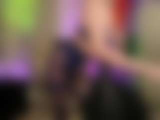 Lady Alexa Ra MILF webcam performer live streaming