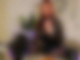Lady Alexa Ra MILF webcam performer live streaming
