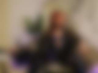 Live cam show with Lady Alexa Ra - Bedroom on crypto-cams
