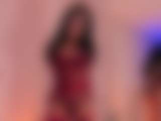 MadeleineMorales's Live Sex Cam Show