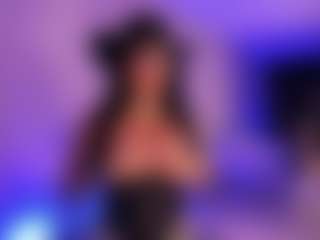 MadeleineMorales's Live Sex Cam Show