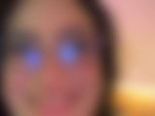 MadeleineMorales's Live Sex Cam Show