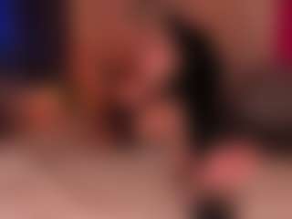 MadeleineMorales's Live Sex Cam Show