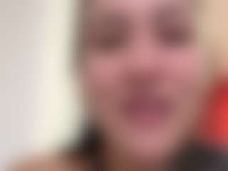 MadeleineMorales's Live Sex Cam Show
