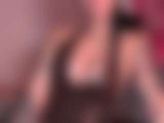MadeleineMorales's Live Sex Cam Show